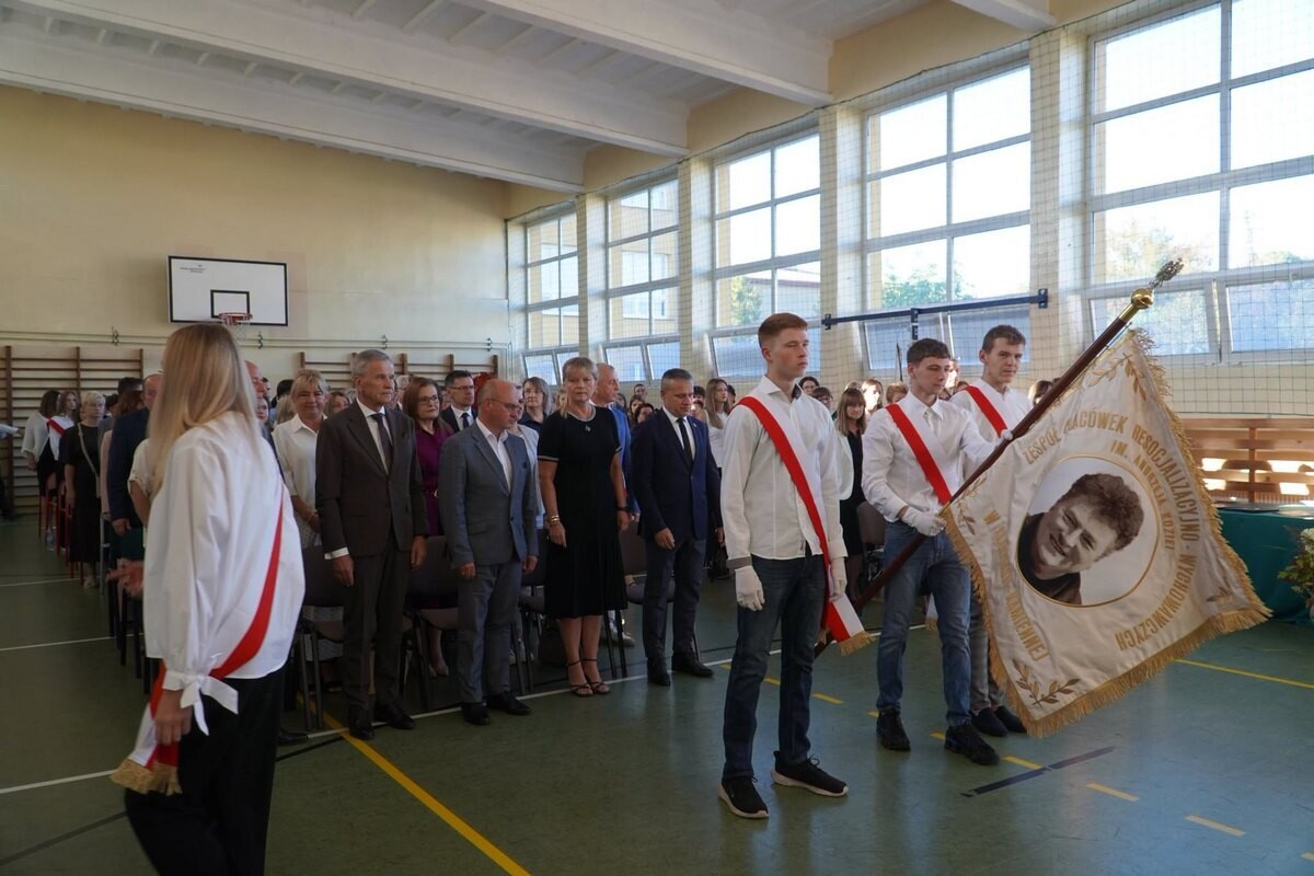 Powiat Skarżyski rozpoczął rok szkolny 2026/2027. Nowe wyzwania, inwestycje i szanse dla uczniów